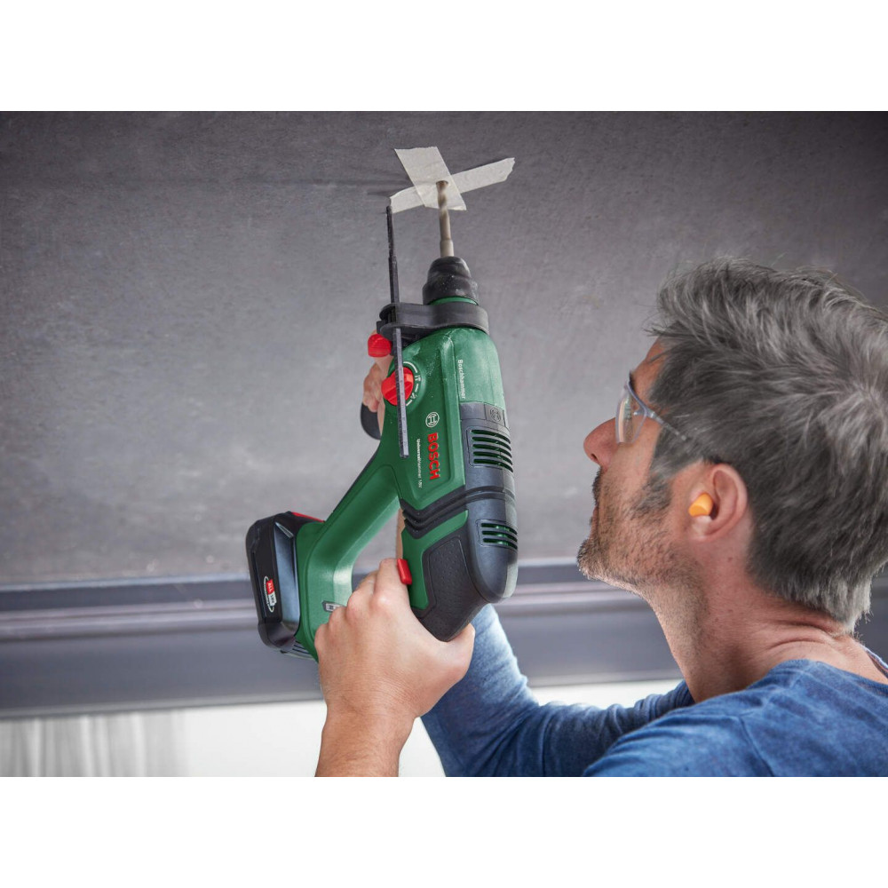 BOSCH UniversalHammer 18V Akumulatorska rotaciona čekić bušilica, Solo 06039D6000