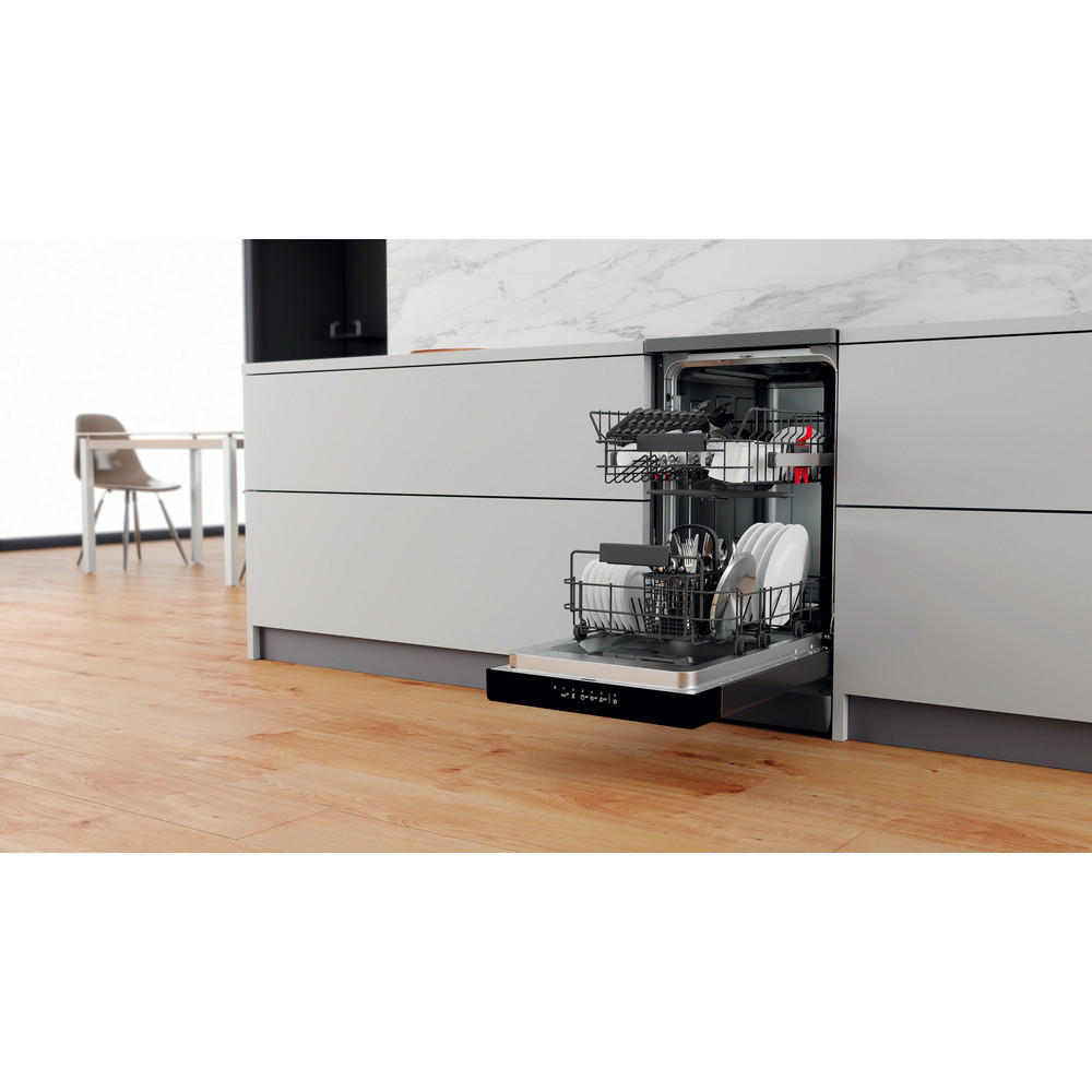 WHIRLPOOL Mašina za pranje sudova WSFC 3M17 X 